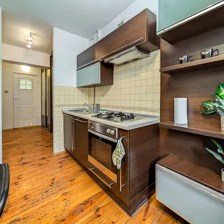 Rynek 3-bedroom By Bookinghost *