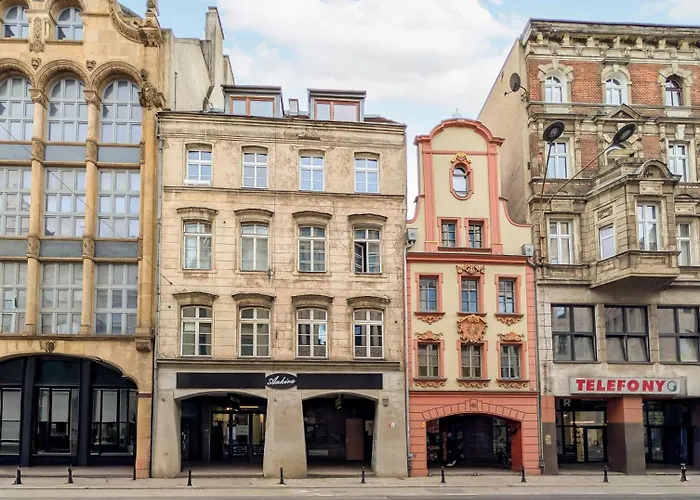 Rynek 3-bedroom By Bookinghost דירה *