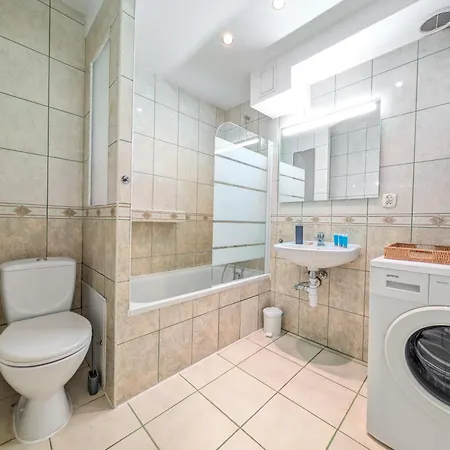 Rynek 3-bedroom By Bookinghost