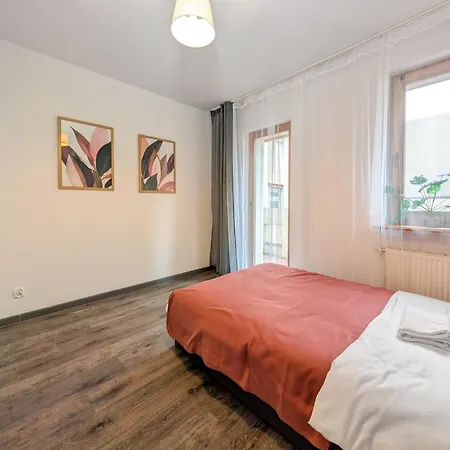 Rynek 3-bedroom By Bookinghost Apartamento