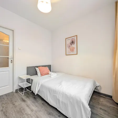 Apartamento Rynek 3-bedroom By Bookinghost *