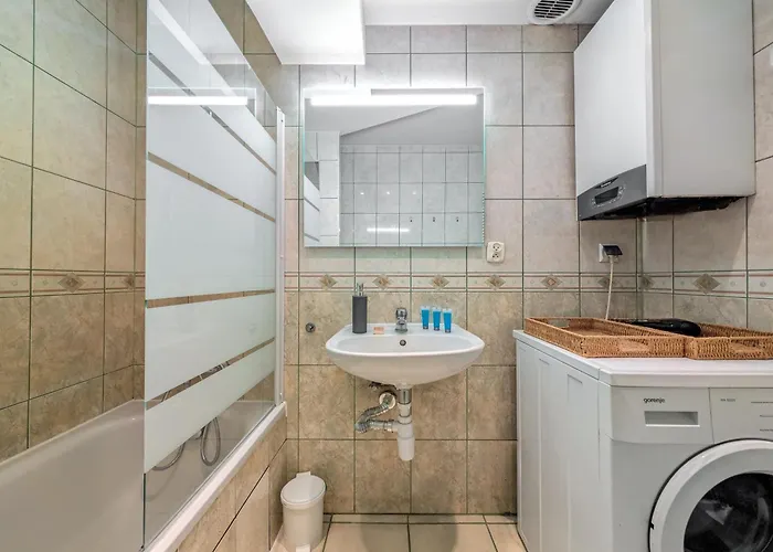 Appartement Rynek 3-bedroom By Bookinghost *